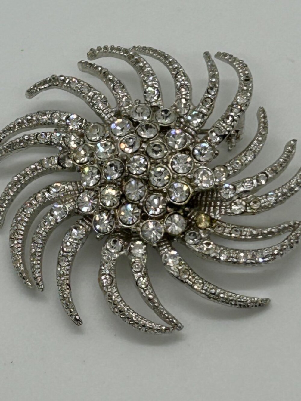 Vintage Silvertone Brooch Sunburst Starburst Swirl Rhinestone Retro Mid-Century - Picture 16 of 16